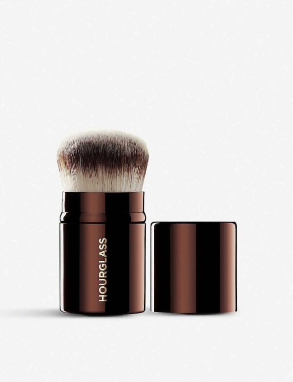 HOURGLASS No.2 Foundation/Blush Brush - Image 2